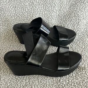 Charles‎ David Black Wedge Sandals with Glossy Straps